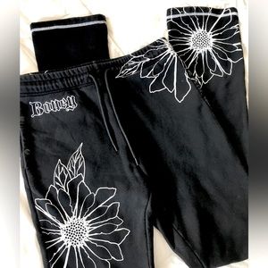 Flower Child Black Joggers with White Flowers S